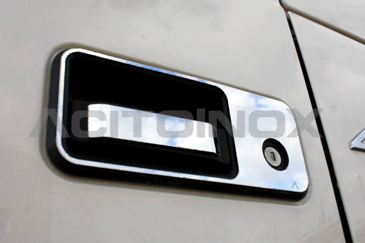 Pair of Volvo fh2, fh3, fm handle covers